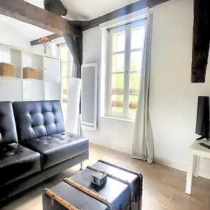 https://studio-de-caractere-du-centre-historique-de-vannes.inbrittany.com