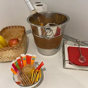 https://hello-2-pices-rnov-et-climatis-vieil-antibes.fr-provencehotel.com