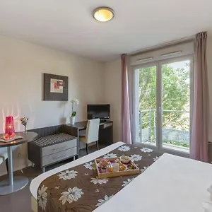 https://appart-confort-hotel3-toiles-et-foret.midi-pyreneeshotels.com